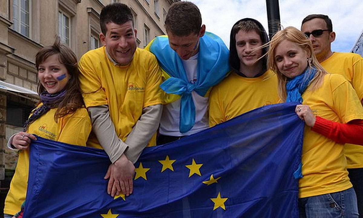 24 тис. українців отримали громадянство країн ЄС 2016 року