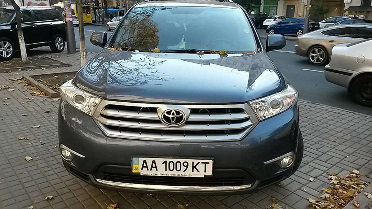 Верховний суд дозволив критикувати працівників СБУ через їхні розкоші