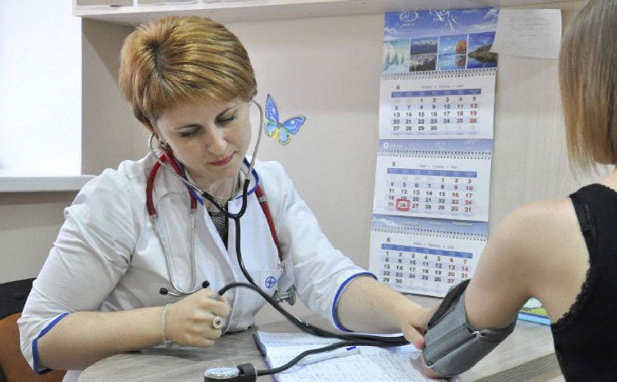 Лікар відмовився підписувати декларацію з пацієнтом. Що робити?