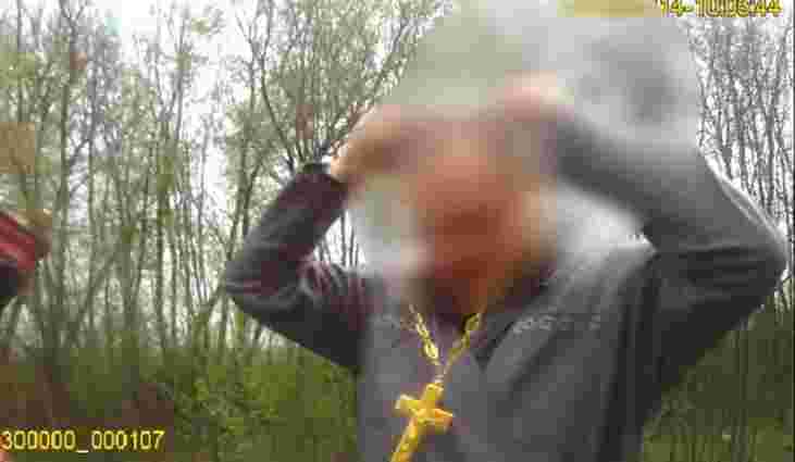 На Буковині священик напідпитку намагався відправити молебень на трасі