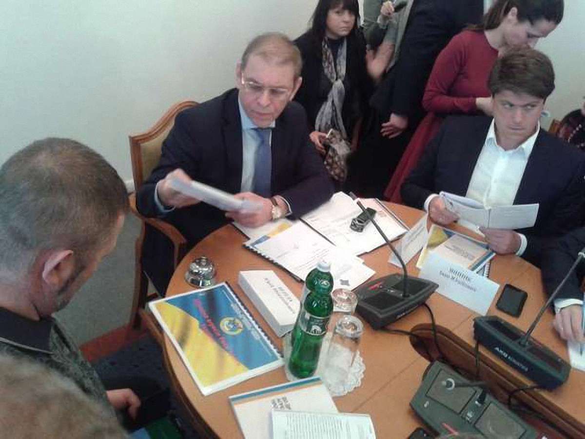 Рада підготує законопроект про відповідальність журналістів за підрив обороноздатності України