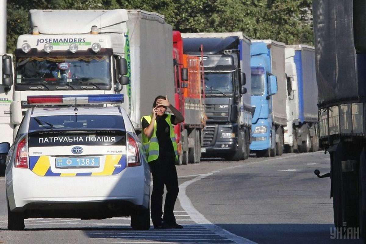 На Одещині затримали фуру з перевантаженням в 162 тонни