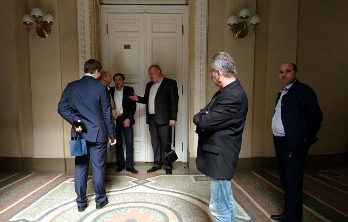 Порошенко проводить у Львові закриту від преси зустріч з «активом»