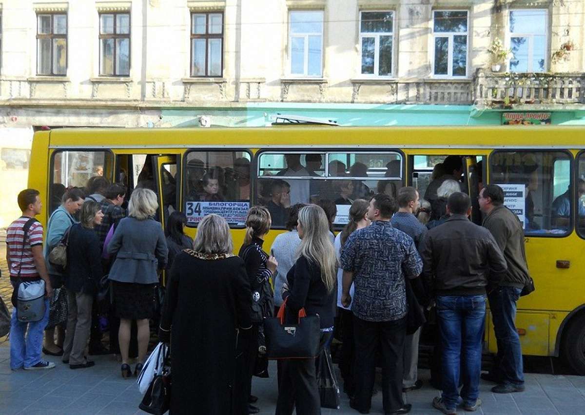 Львівська мерія виступила проти підвищення вартості проїзду у машрутках до 7 грн