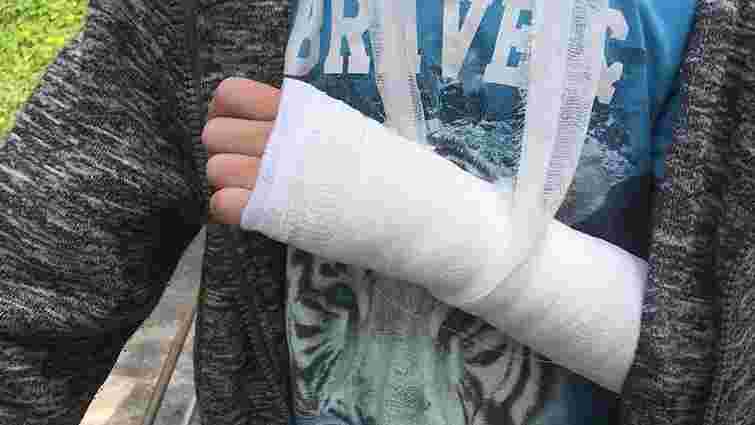 8-річний львів'янин зламав руку у переповненій маршрутці