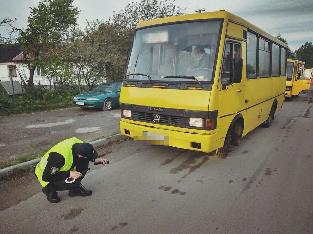 Поліція виявила у Львові виїзд на маршрути 23 несправних автобусів