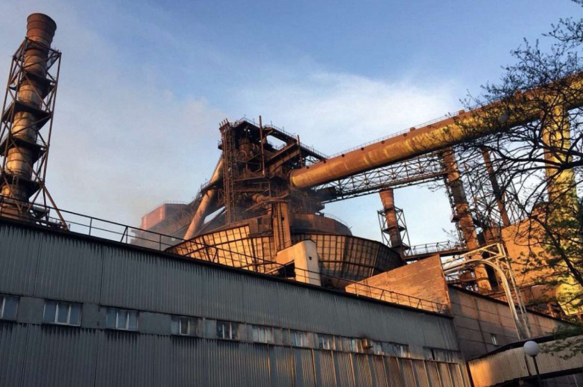 На меткомбінаті у Кривому Розі розлилось 40 тонн чавуну