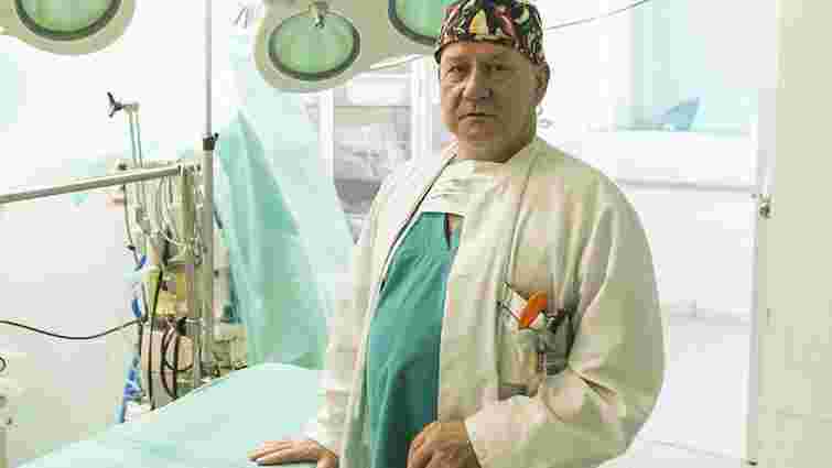 У Львові п’ять днів оперуватиме відомий дитячий хірург з Польщі Єжи Гарасимчук