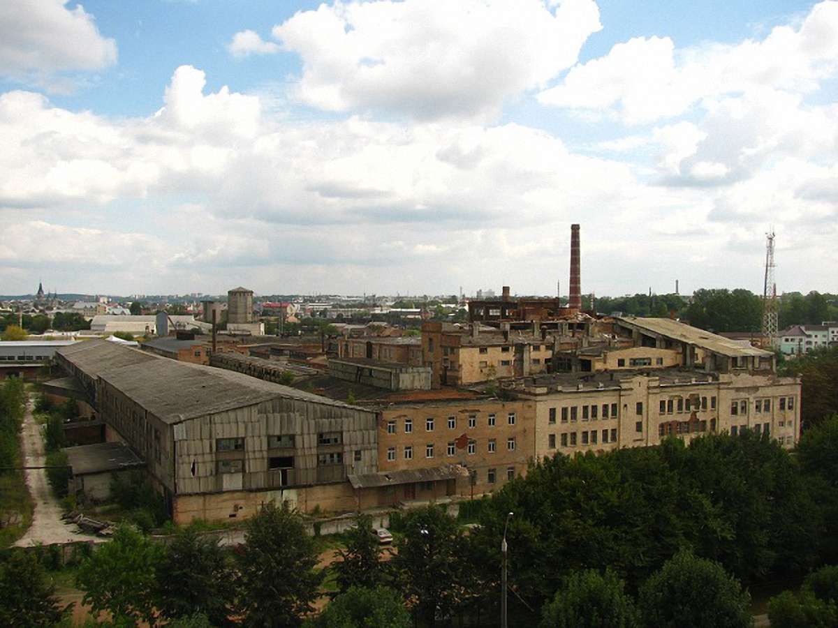 Львів’янина судитимуть за самовільне захоплення комунальної землі