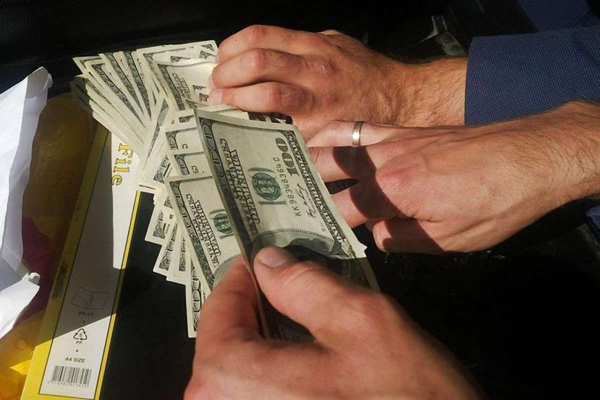 У ГПУ розповіли подробиці про затримання хабарників у Держгеокадастрі Закарпаття