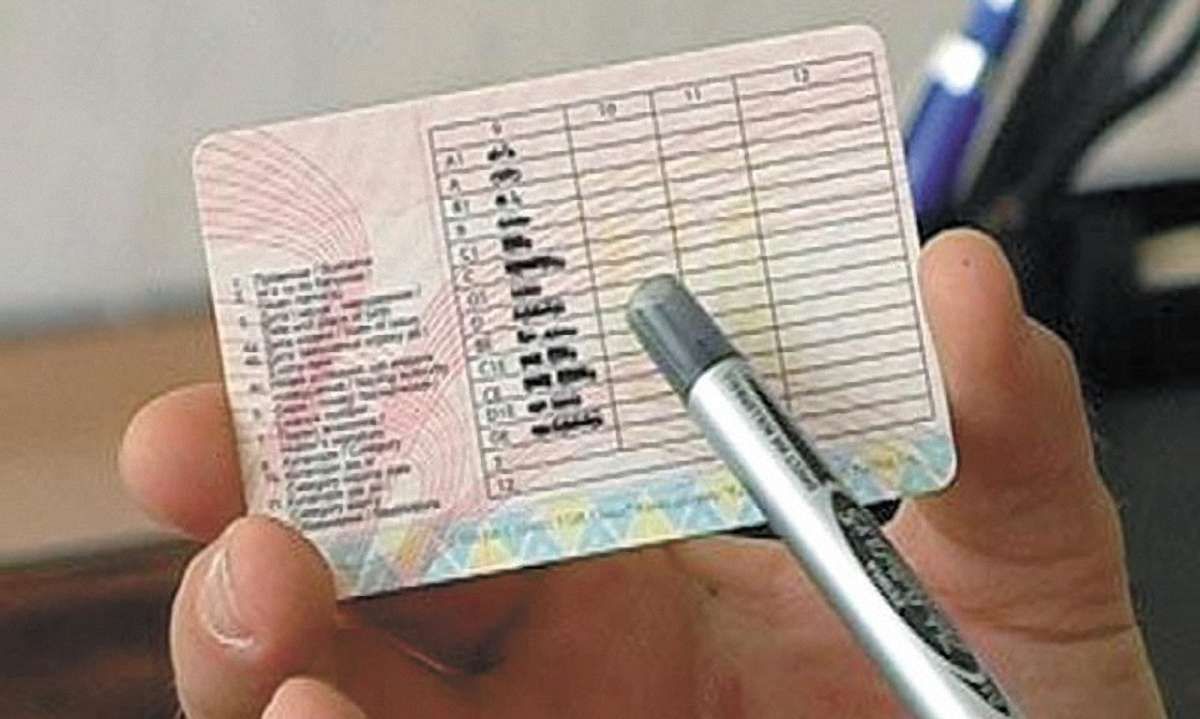На Львівщині судитимуть чоловіка за використання фальшивого водійського посвідчення