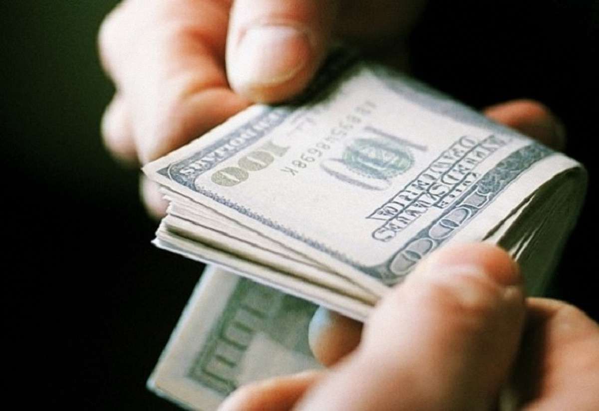 Поліція викрила спробу підкупу футболістів ФК «Карпати»