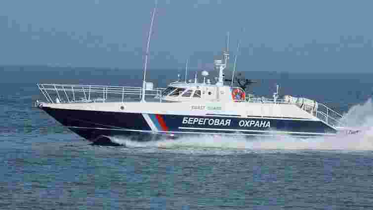 В акваторії окупованого Криму росіяни затримали українське рибальське судно