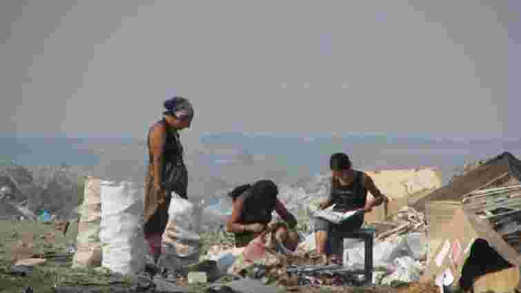 На Волині злочинці змушували жебраків безоплатно працювати на сміттєзвалищі