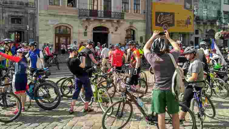Близько тисячі велосипедистів стартували у марафоні «Львівська сотка»