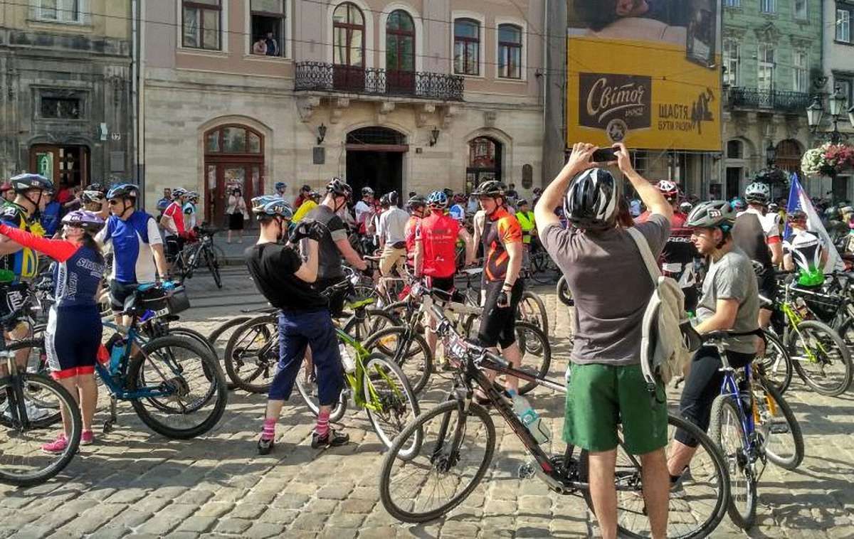 Близько тисячі велосипедистів стартували у марафоні «Львівська сотка»