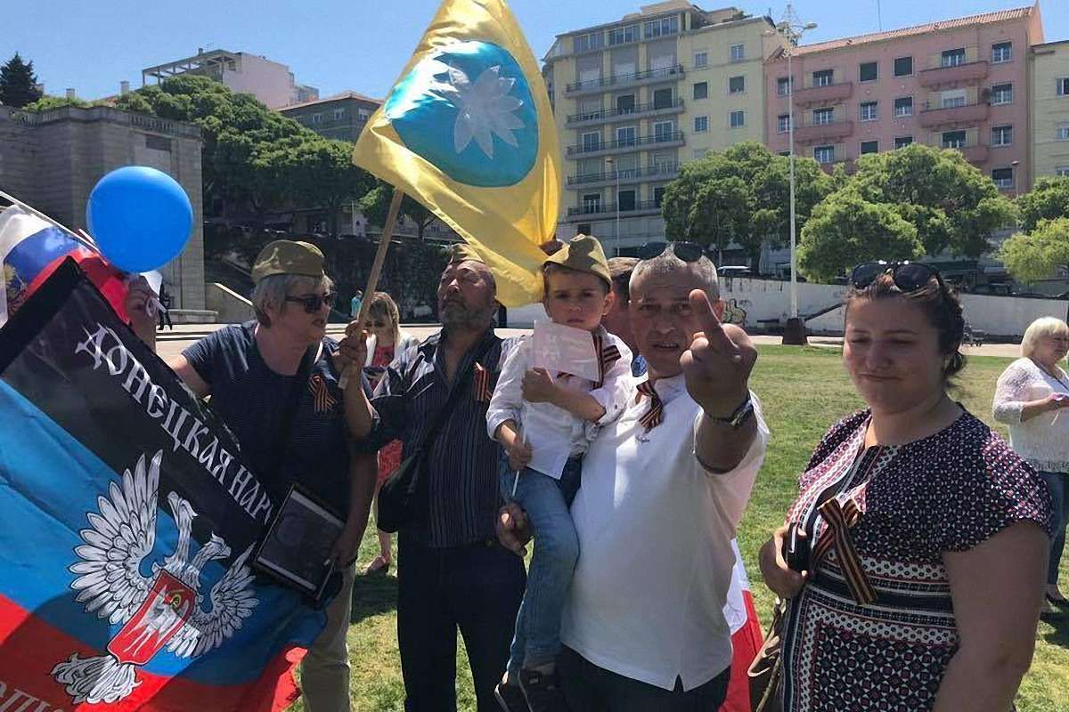 Російська делегація перед відкриттям «Євробачення» пройшлася Лісабоном з прапорами «ЛДНР»