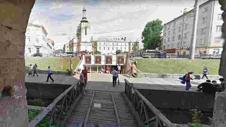 У Львові відремонтують дерев’яний міст у брамі Глинянської вежі