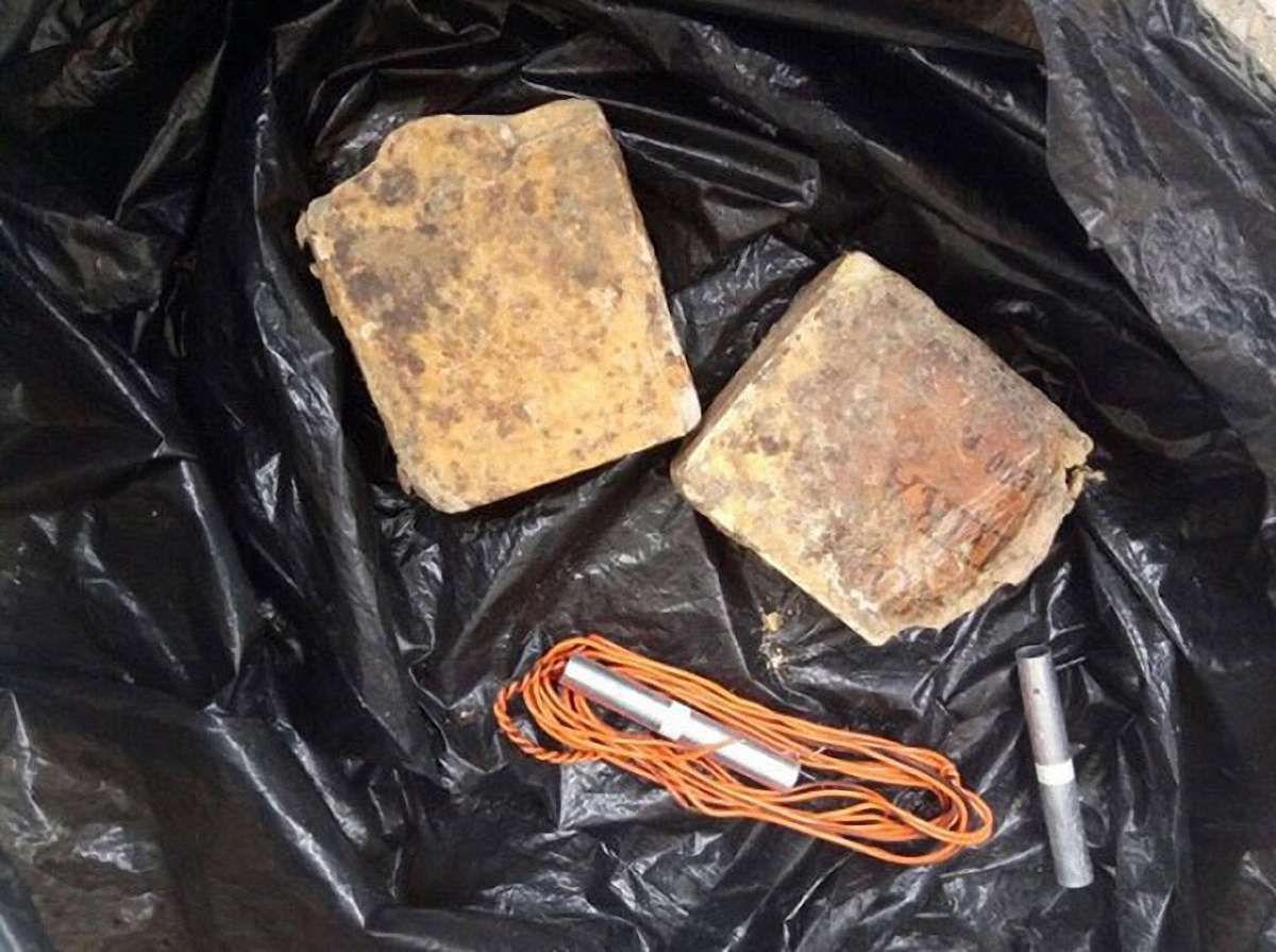У Львові патрульні затримали чоловіка, який намагався продати на вулиці тротил