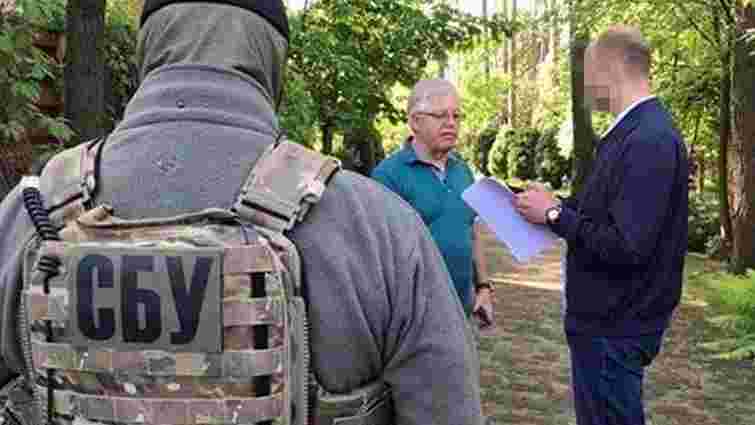 Під час обшуків у лідера КПУ Петра Симоненка СБУ вилучила пістолет і 120 патронів