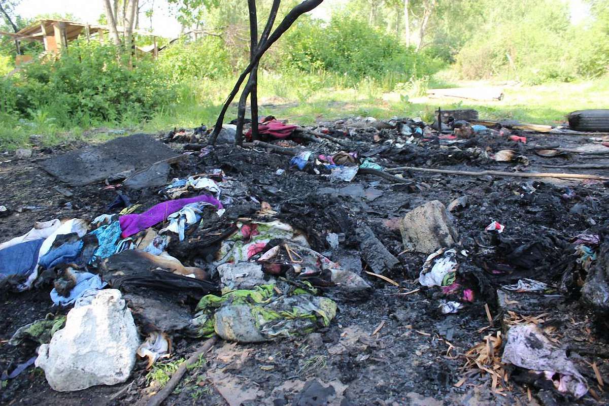 Омбудсменка заявила про підпал табору ромів під Львовом