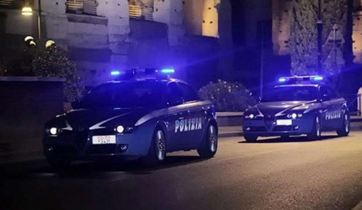 В Італії двоє українців протаранили автівку поліцейського і намагалися його пограбувати