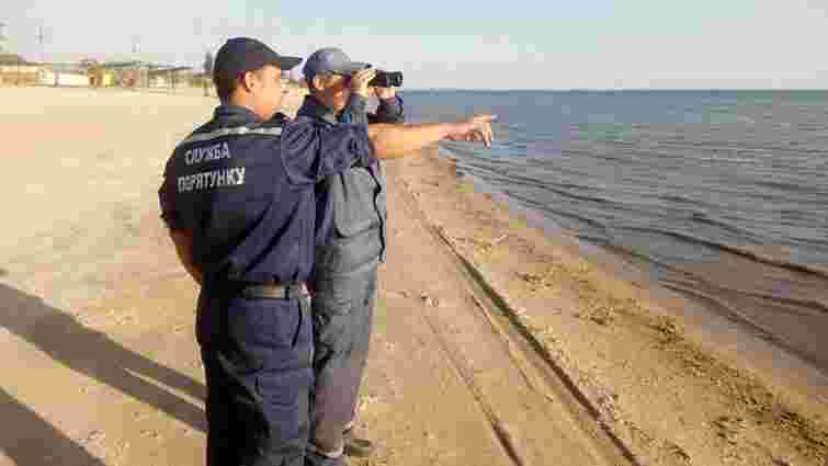 На місці пошуку українських рибалок в Азовському морі знайшли тіло чоловіка