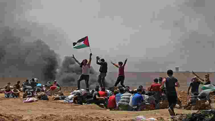 У зіткненнях на кордоні Ізраїлю і Сектора Гази загинуло понад 50 палестинців