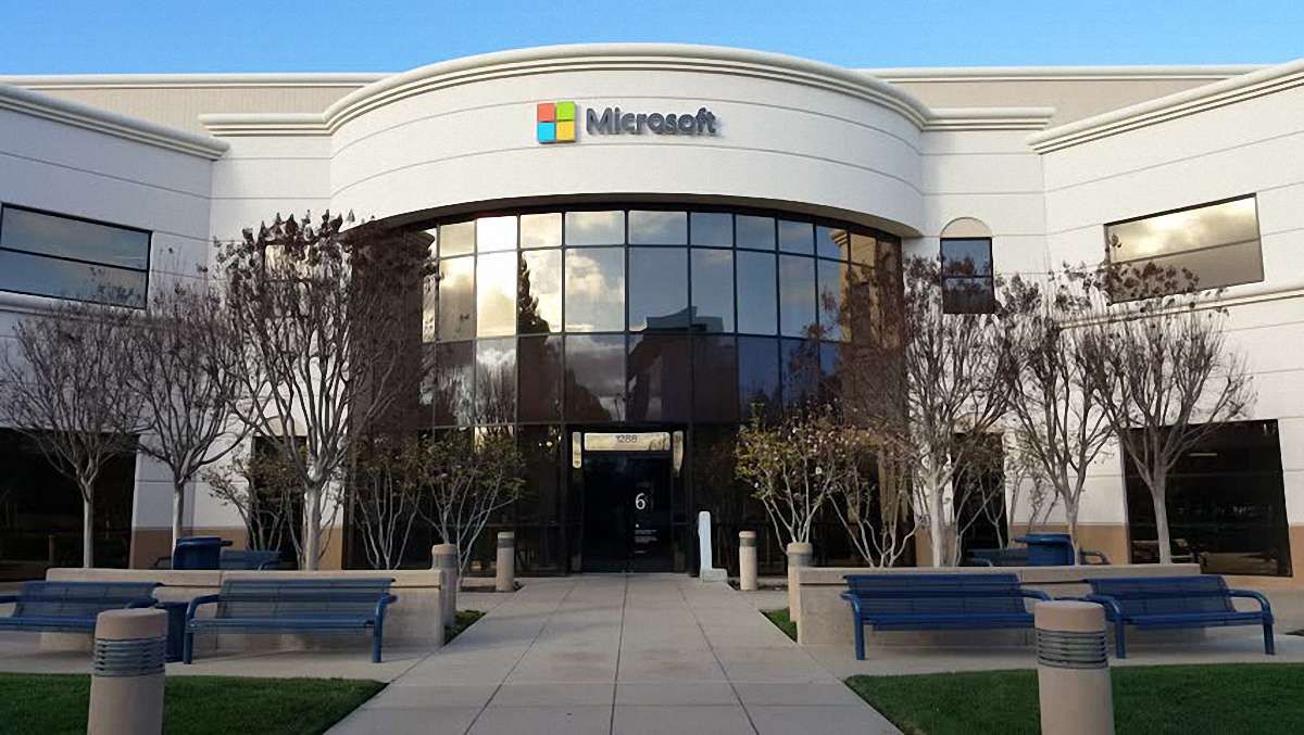 Вартість Microsoft через рік може сягнути $1 трлн