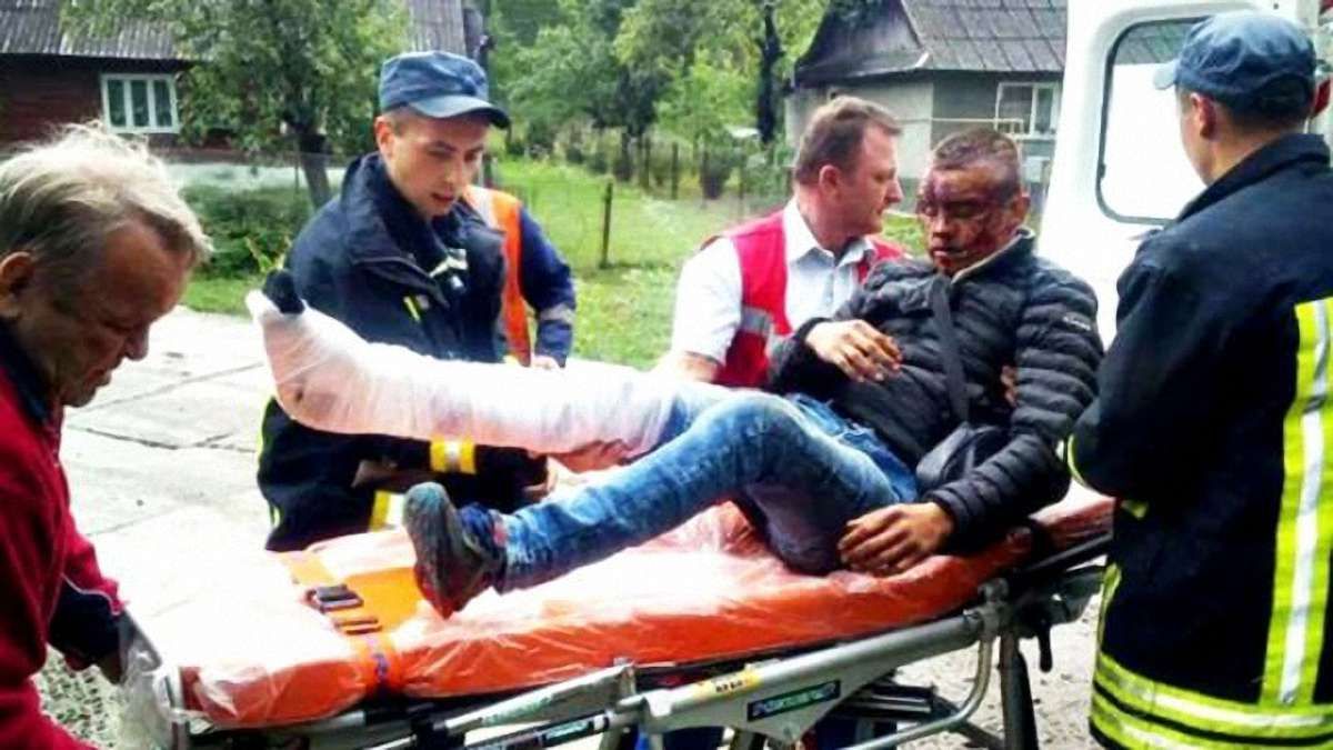 Хлопець, який вистрибнув з поїзда на Закарпатті, виявився крадієм
