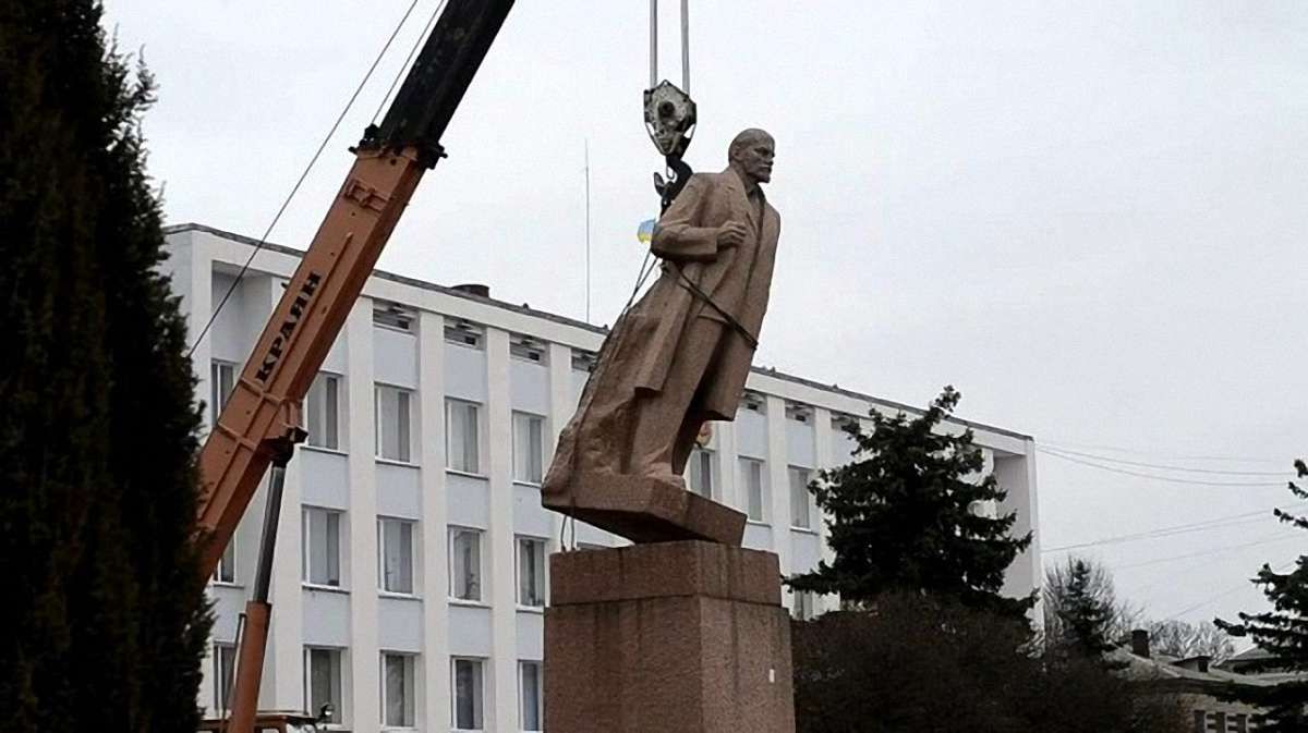 Петро Порошенко підсумував результати декомунізації в Україні