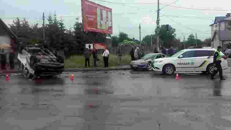 У Коломиї сталася потрійна ДТП через водія, що проїхав на червоне світло