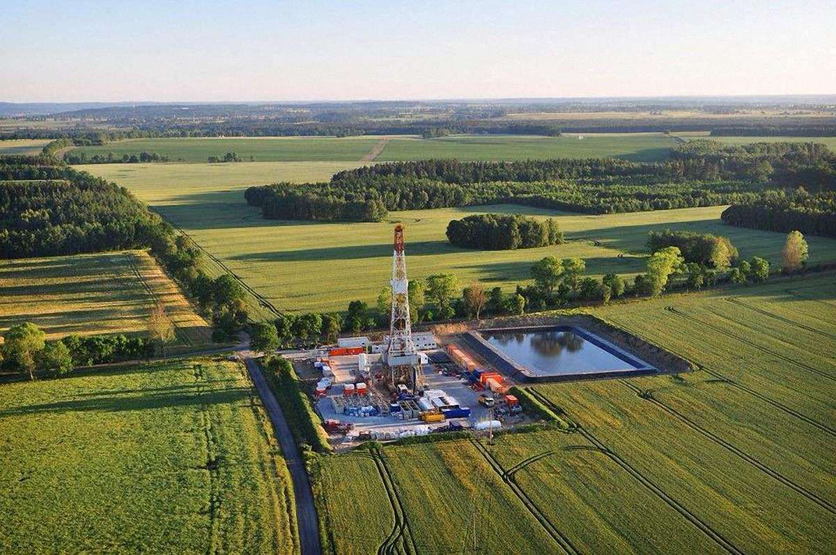 Держгеонадра виставить на аукціон дозволи на розробку двох нафтогазоносних площ на Львівщині