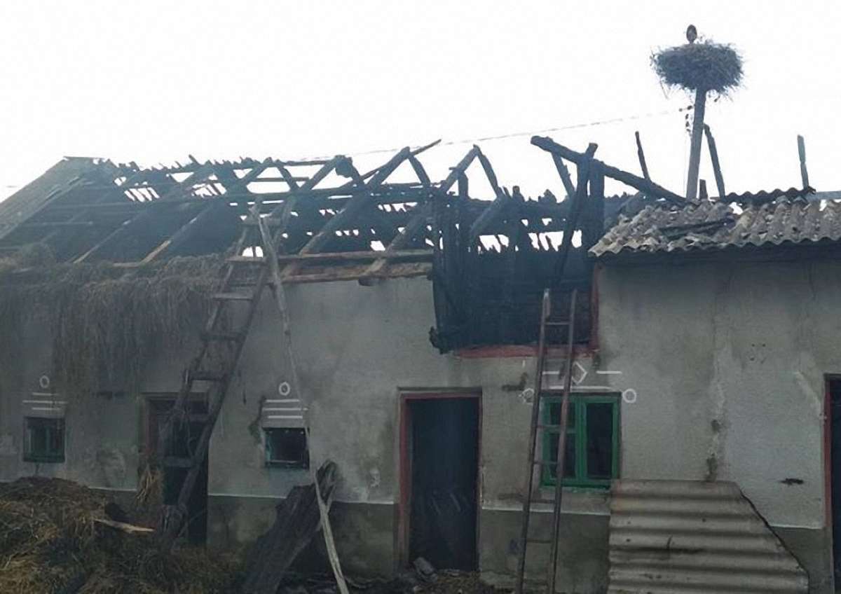 У Перемишлянському районі на Львівщині горіла господарська будівля
