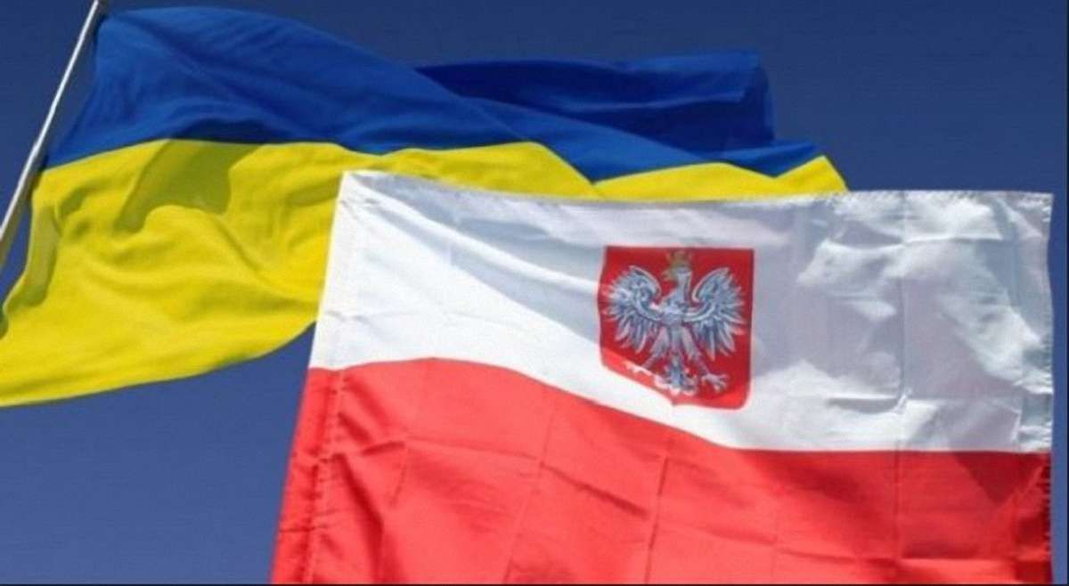 Екс-президенти України і Польщі закликали захистити процес примирення між поляками та українцями