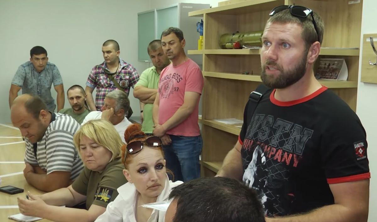 У Львові активісти напали на в.о. керівника центру для учасників бойових дій