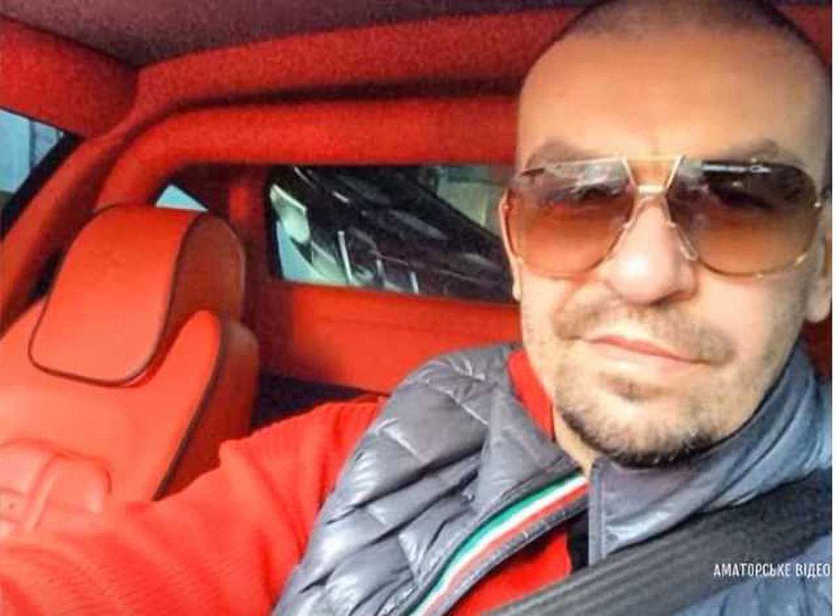 У київського бізнесмена відібрали рідкісний Ferrari за несплату аліментів
