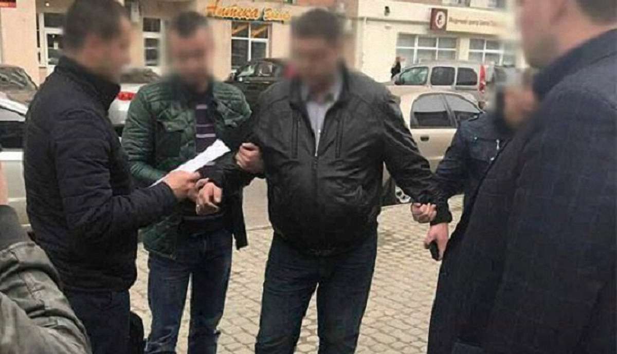 Суд оштрафував на ₴12,7 тис. заступника начальника Сихівського відділу поліції за хабар