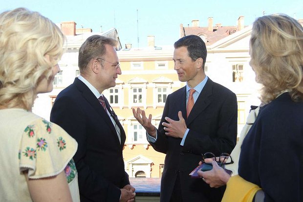 Андрій Садовий попросив принца Ліхтенштейну зробити звернення щодо звільнення Олега Сенцова