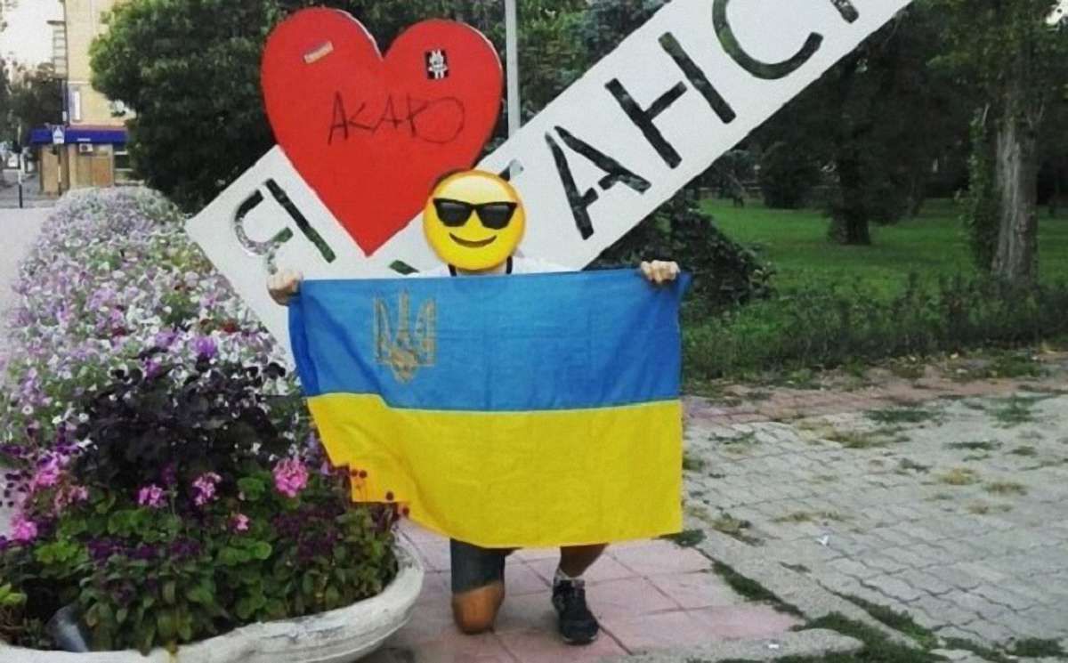 Студента, який підняв в окупованому Луганську прапор України, звільнили з полону