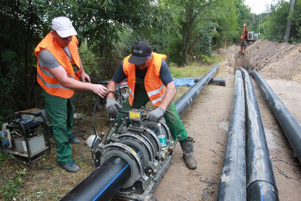 У Личаківському районі ліквідовують витік води
