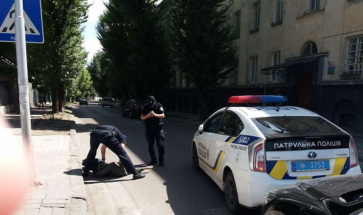 У Львові патрульні вчинили наїзд на пішохода