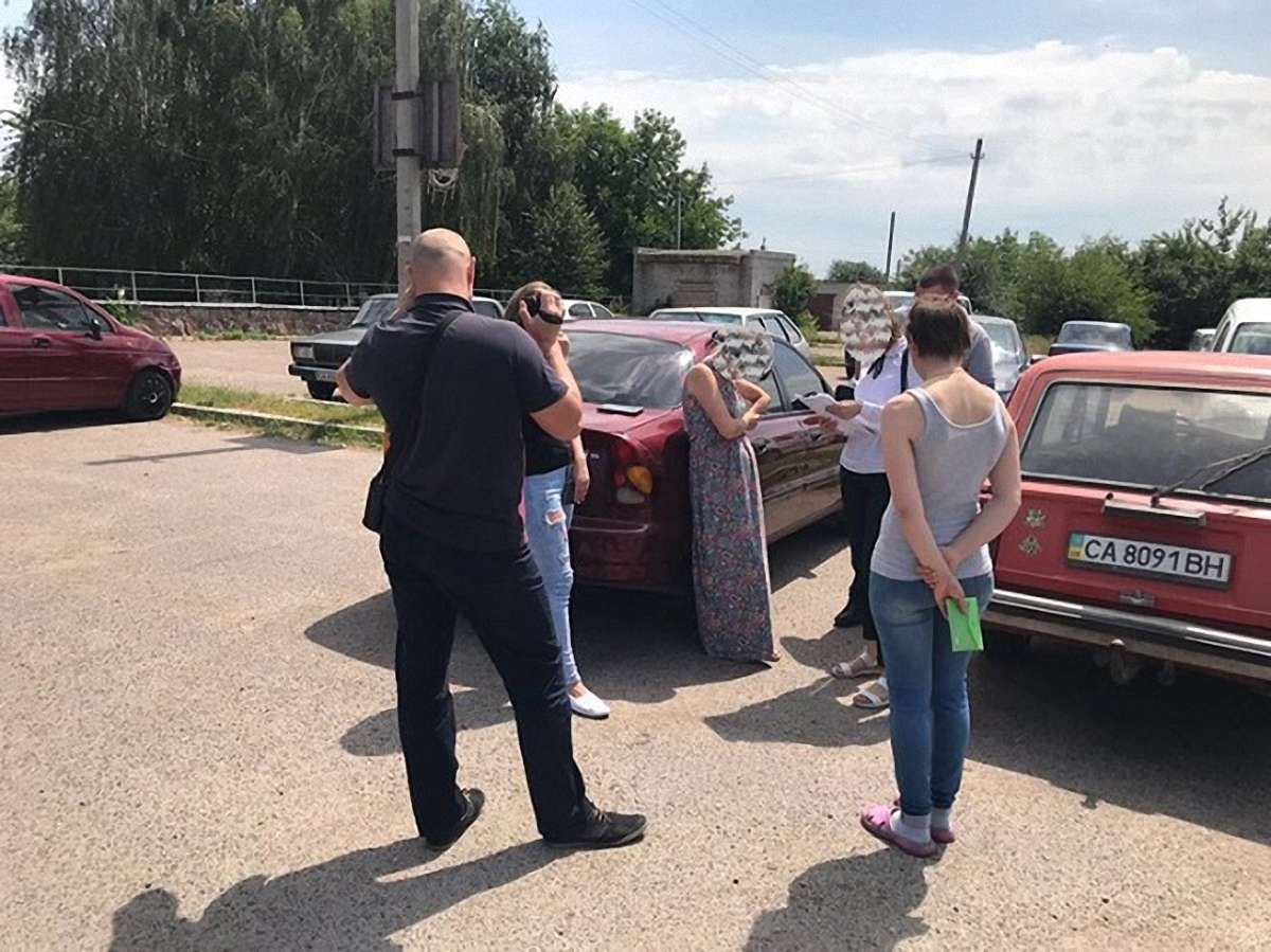У Черкасах затримали породіллю, що намагалась продати свою дитину за ₴140 тис.