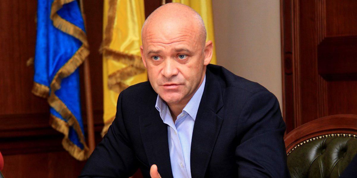 Суд дозволив підслідчому меру Одеси Генадію Труханову виїжджати за кордон