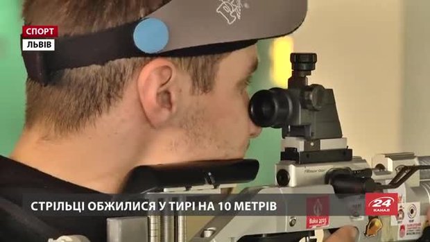 Стрільці показали, як облаштовують побут після пожежі на львівському СКА