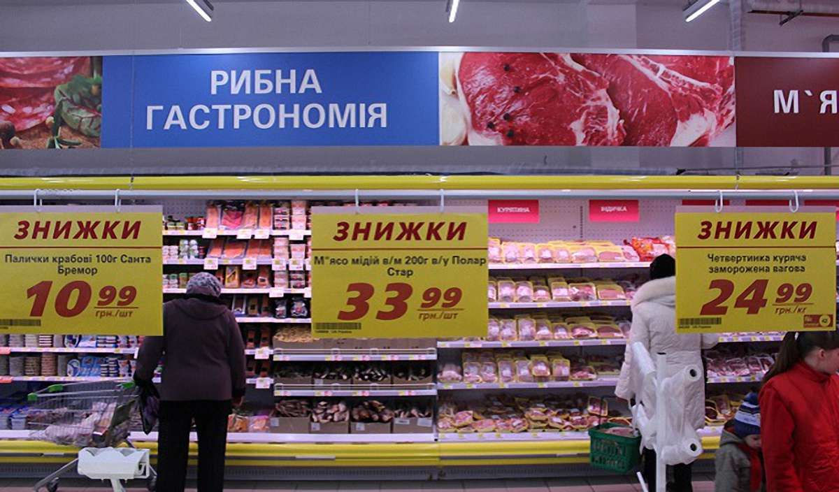 Українці 2017 року стали більше заощаджувати і менше жити в борг 