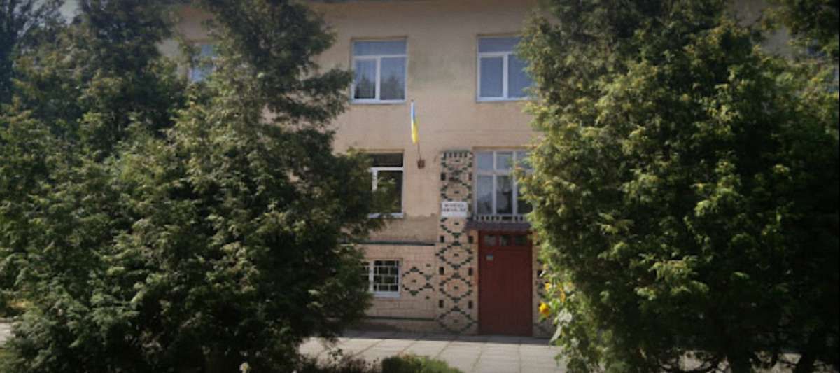 Зі львівської музичної школи №3 вкрали камери відеоспостереження 
