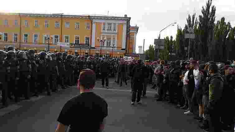 Київська поліція застосувала силу до праворадикалів, що протестували проти «Маршу рівності»