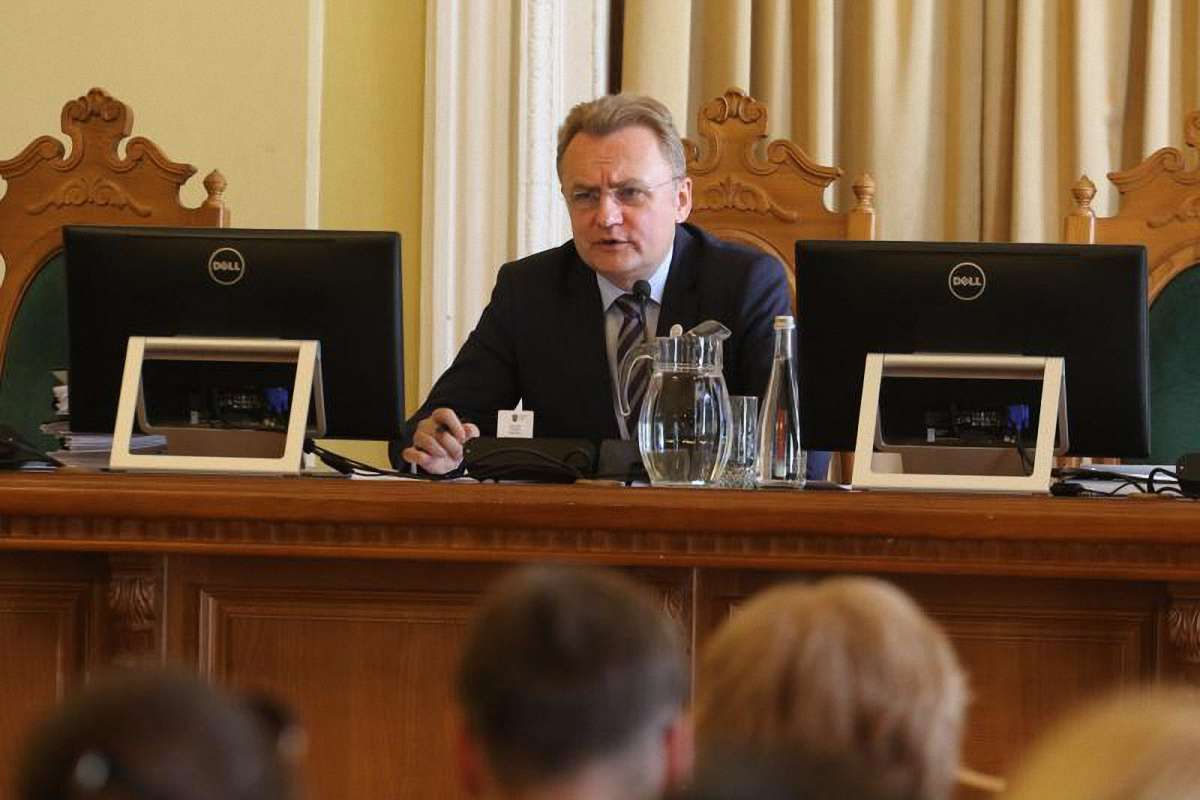Андрій Садовий розкритикував депутатів Львівської міськради за ухвалу щодо Цитаделі