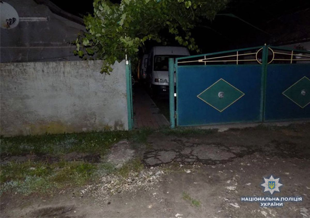 Поліція затримала чотирьох азербайджанців за напад на двох літніх осіб у Бродівському районі